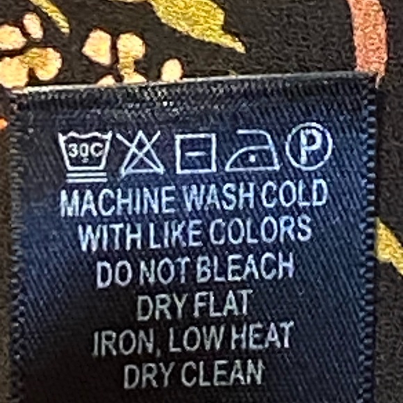 Floral Blouse - Picture 4 of 10